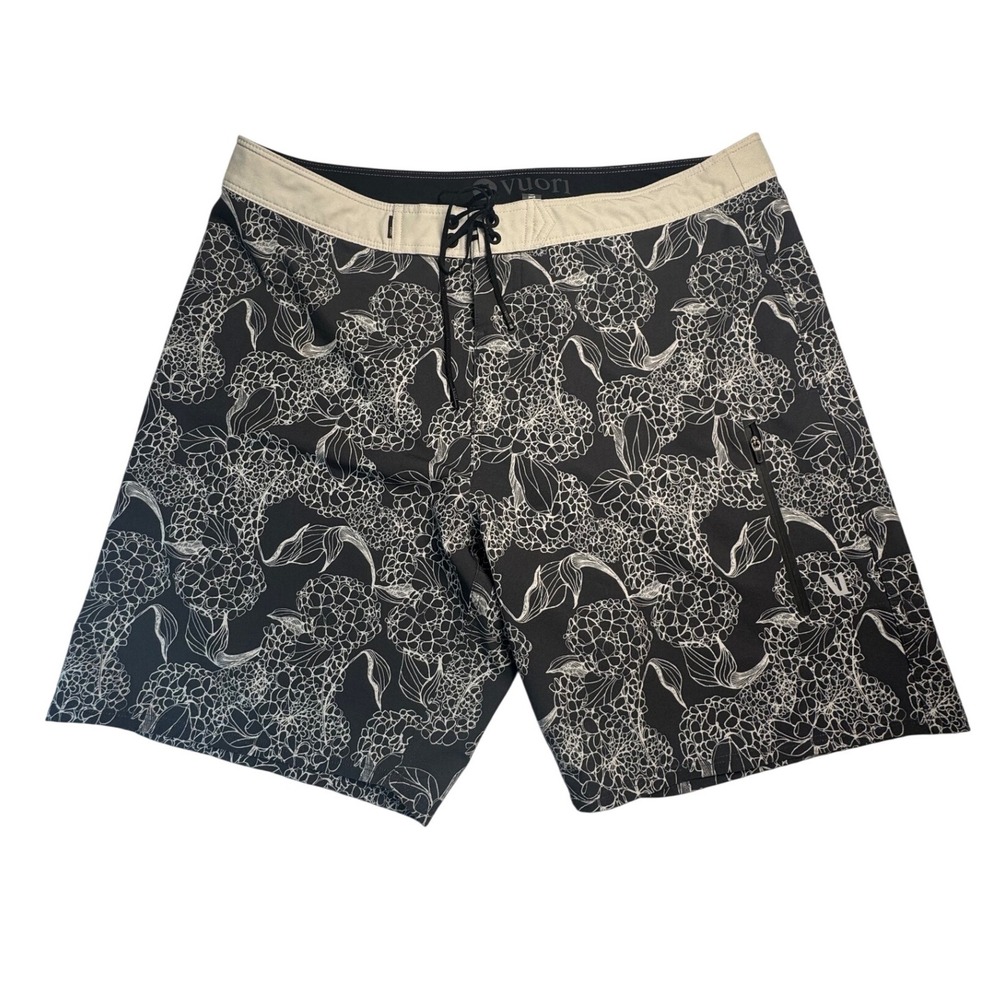 Vuori Men's Board Shorts Swim Trunks Size 34 Black Floral Surf Beach Hybrid